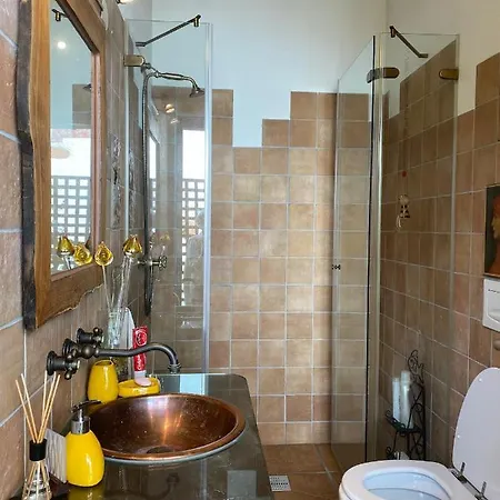 Kwatera prywatna The Old Watermill Retreat - O Retiro Da Azenha Velha *