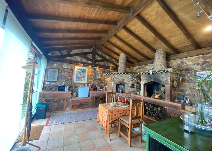 בית אירוח The Old Watermill Retreat - O Retiro Da Azenha Velha *