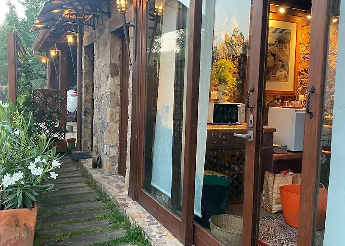 בית אירוח The Old Watermill Retreat - O Retiro Da Azenha Velha *